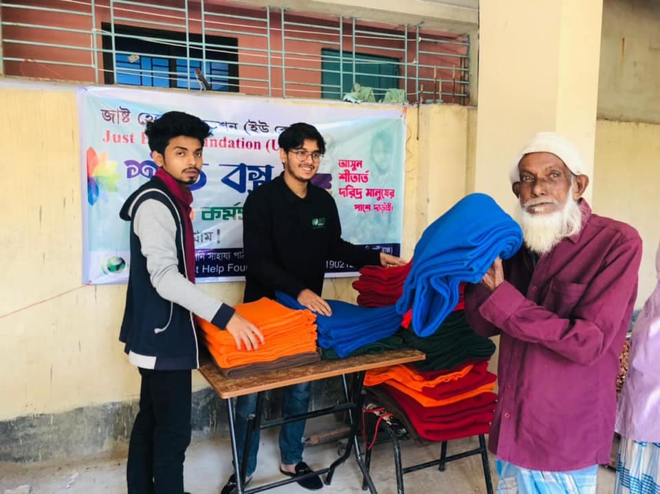 Blankets being handed out